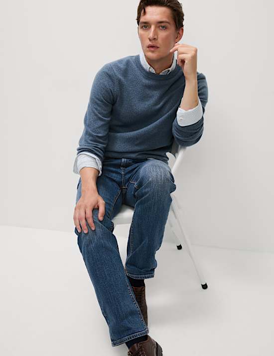 Ελαστικό τζιν σε ίσια γραμμή