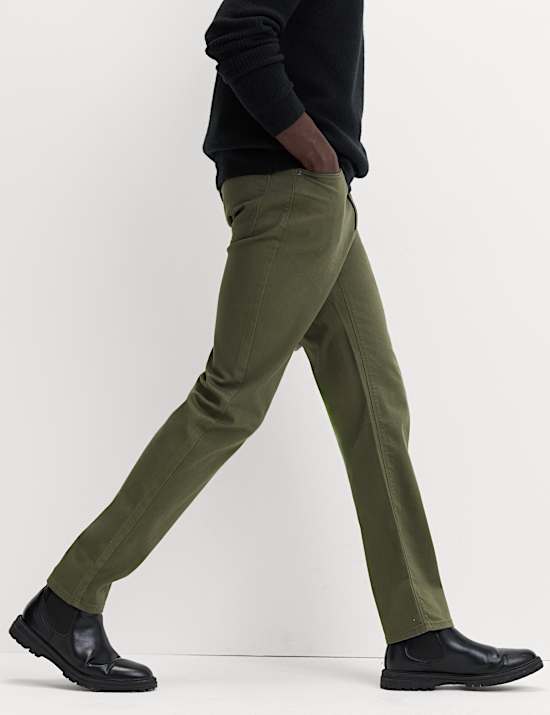 ג'ינס סטרץ' בגזרה ישרה