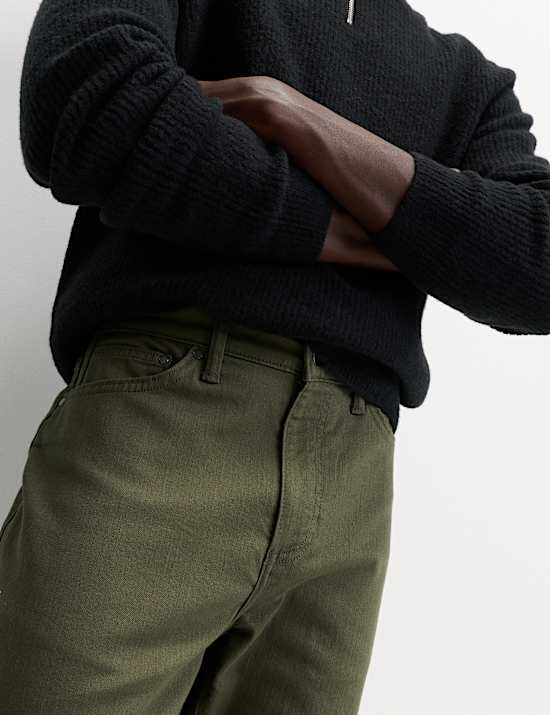 ג'ינס סטרץ' בגזרה ישרה