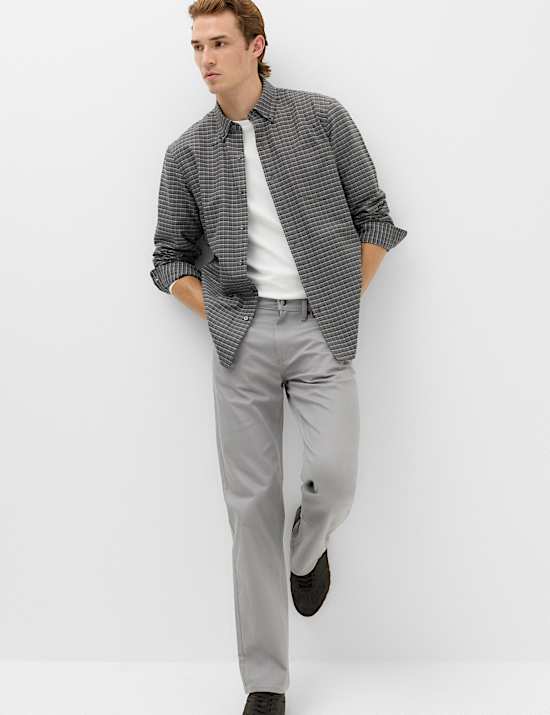 Straight Fit Stretch Jeans