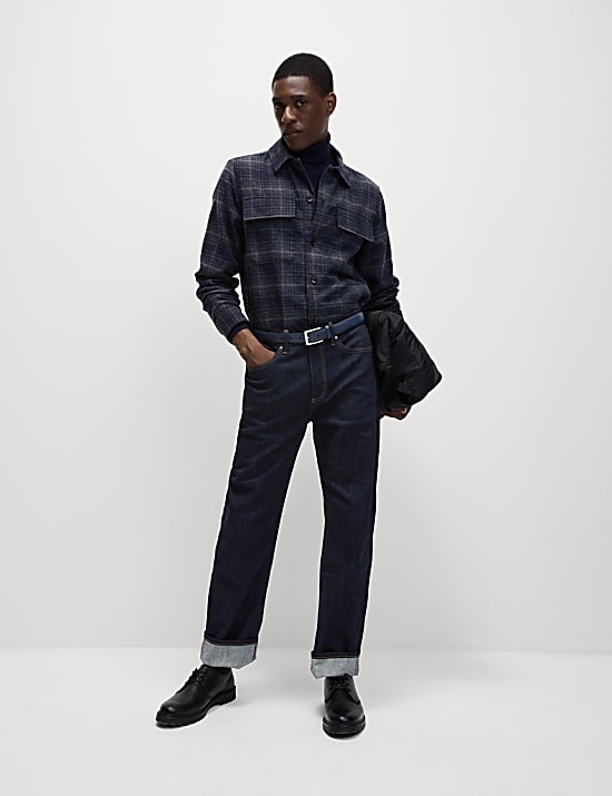 Loose Fit Stretch Jeans