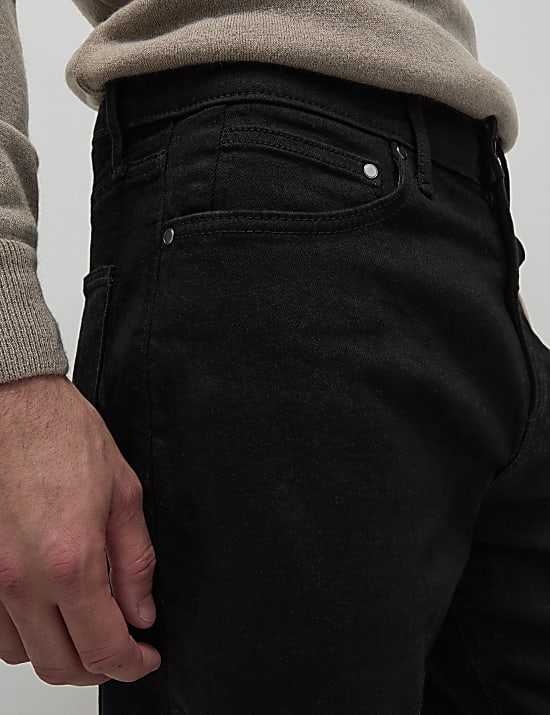 Loose Fit Stretch Jeans