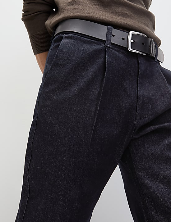 Relaxed Tapered Fit Single Pleat Jeans