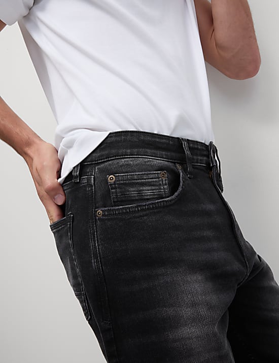 Jean coupe ample de style r&eacute;tro, aspect d&eacute;lav&eacute;