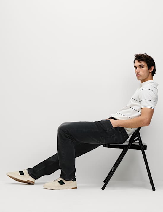 Jean extensible coupe droite, aspect d&eacute;lav&eacute; de style r&eacute;tro