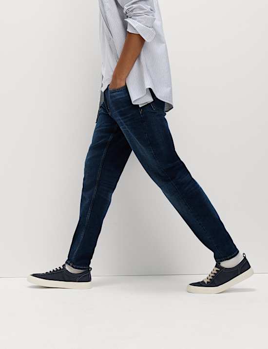 Schmal zulaufende, authentische Stretch-Jeans