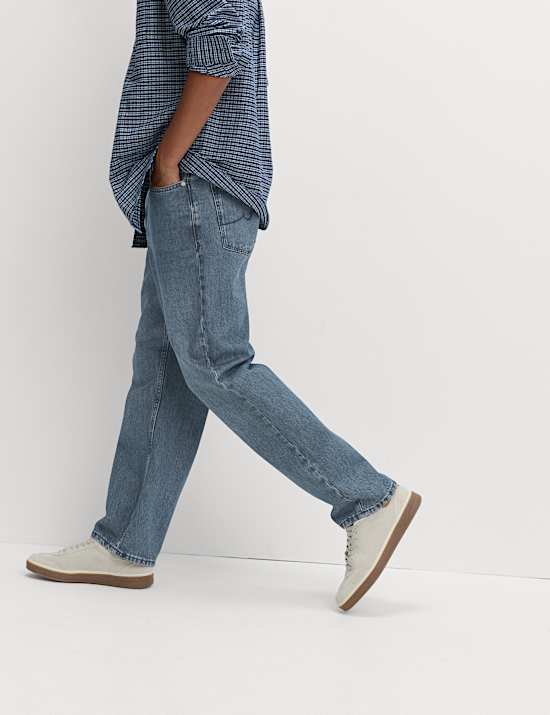 Loose Fit Rigid Denim Jeans