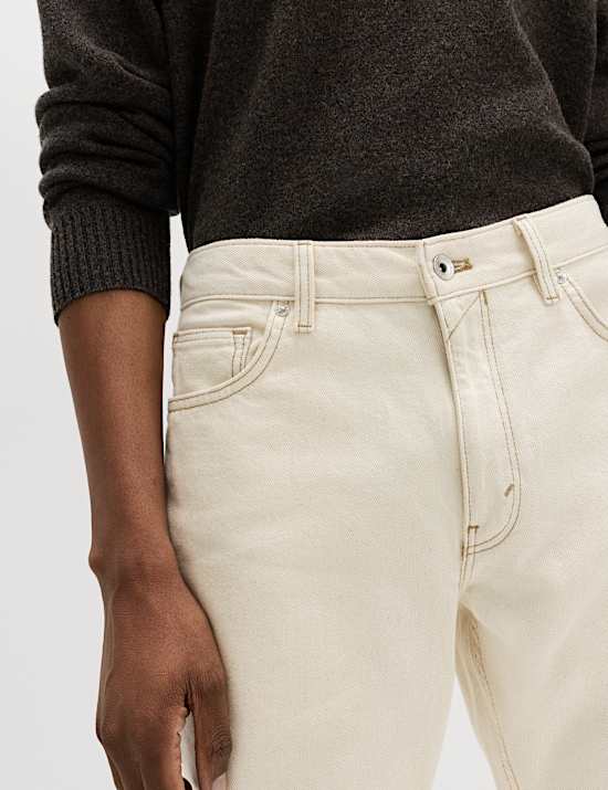 Dž&iacute;ny rovn&eacute;ho střihu s pevn&yacute;mi dž&iacute;nami