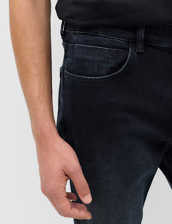 Jeans de corte recto el&aacute;sticos y c&oacute;modos