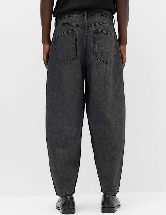 Barrel Fit Jeans