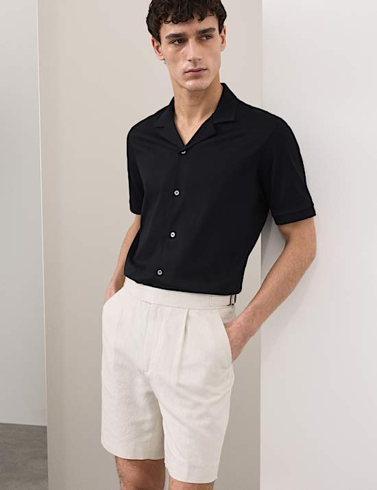 Shorts aus Baumwoll-Leinen-Mischgewebe mit Plisseedetail vorne