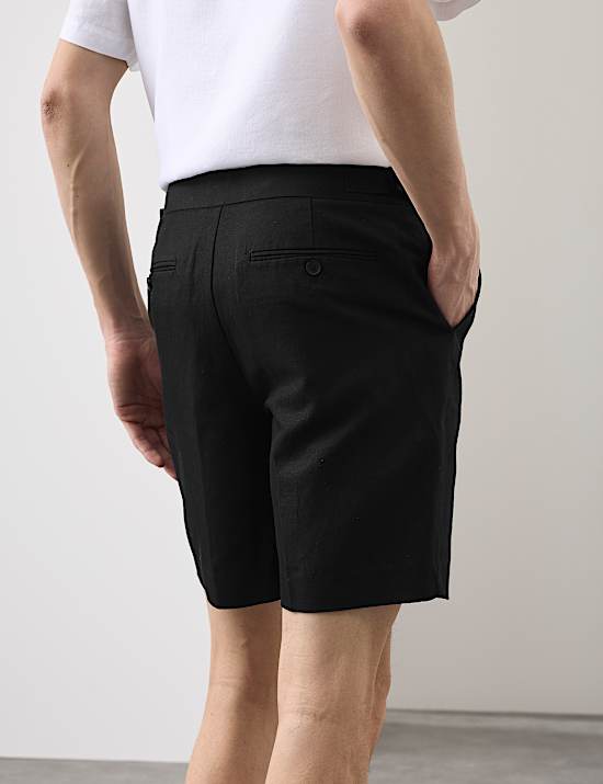 Pantal&oacute;n corto con pinzas con mezcla de algod&oacute;n de lino