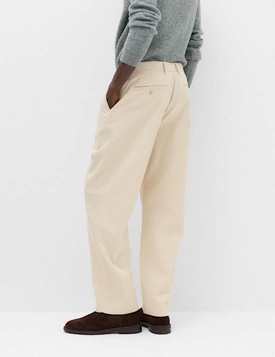 Pantalon &agrave; plis coupe d&eacute;contract&eacute;e en coton