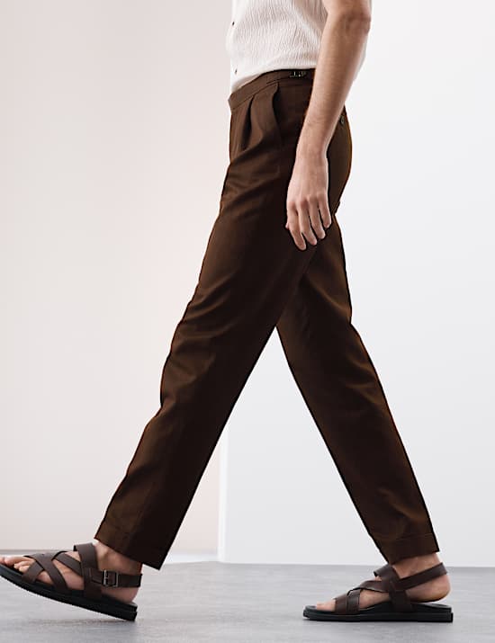 Pantalon habill&eacute; en lin m&eacute;lang&eacute; &agrave; un pli