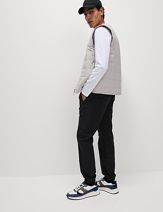 Casual trousers & chinos