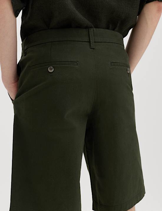 Loose Fit Stretch Chino Shorts