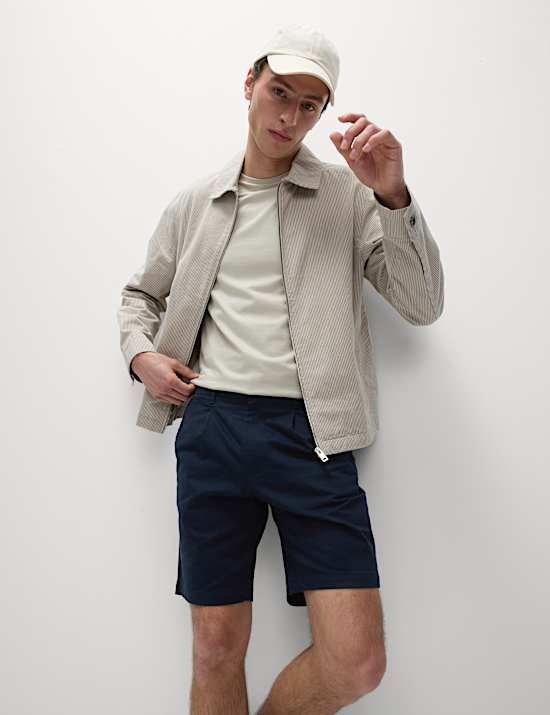 Single Pleat Stretch Chino Shorts