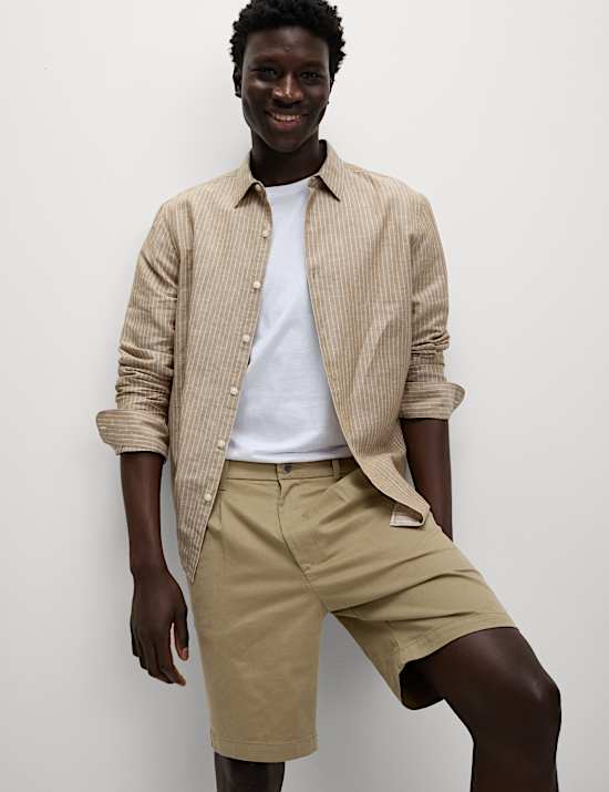 Single Pleat Stretch Chino Shorts