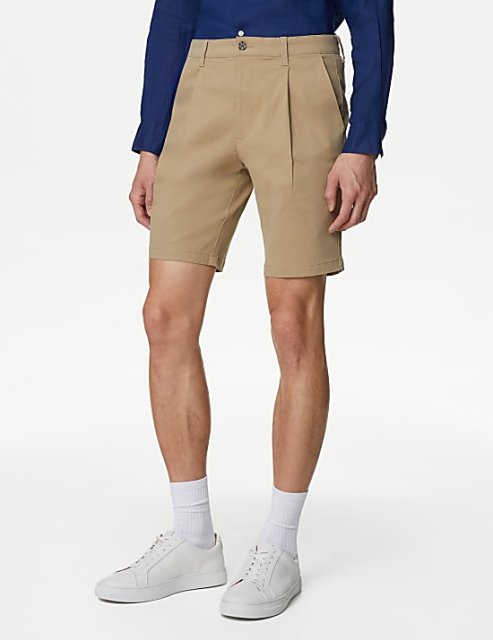 Single Pleat Stretch Chino Shorts