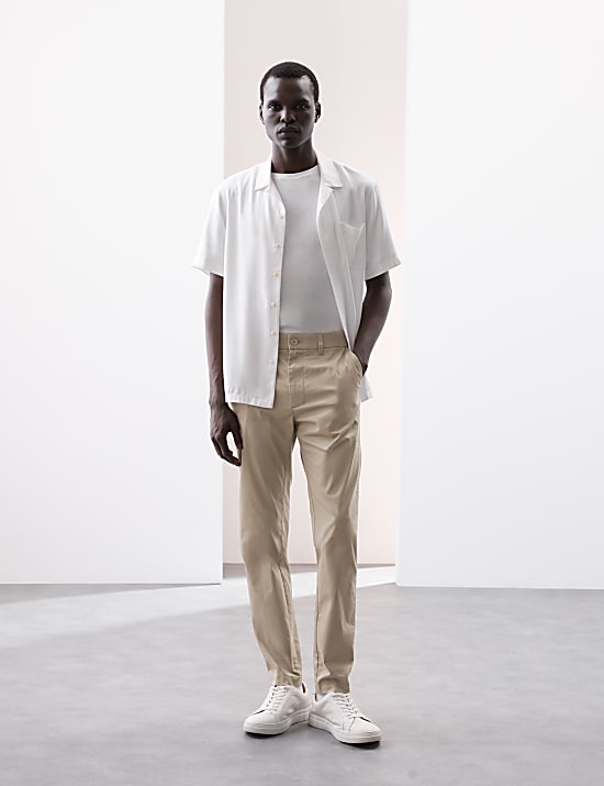 Chino slim ultra-léger