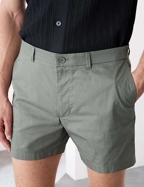 Short chino ultra-l&eacute;ger coupe standard
