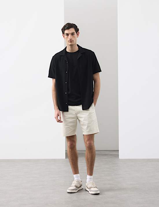 Regular Fit Super Lightweight Chino Shorts