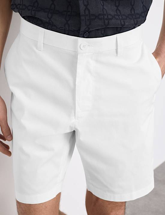 Regular Fit Super Lightweight Chino Shorts