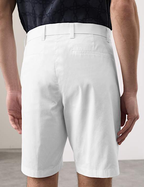 Regular Fit Super Lightweight Chino Shorts