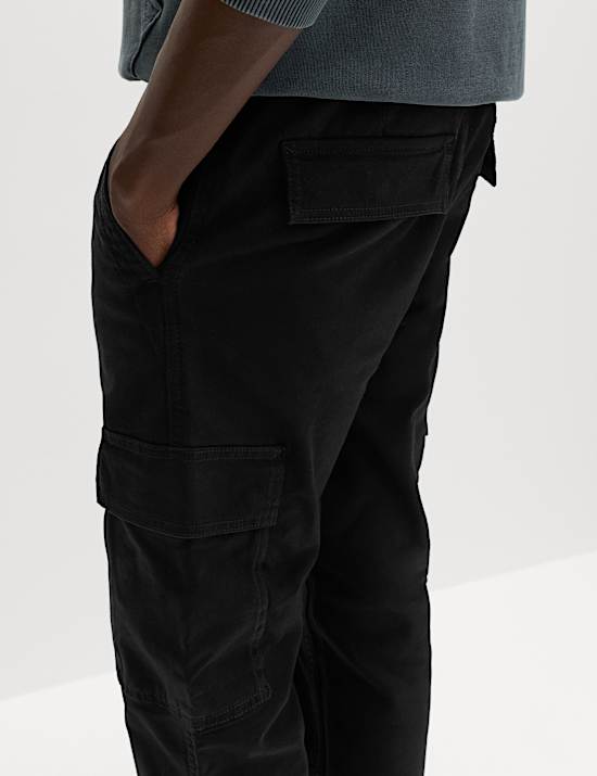 Tapered Fit Stretch Cargo Trousers