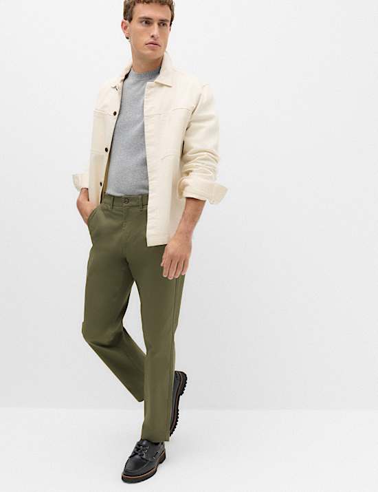 Chino coupe standard en serg&eacute;