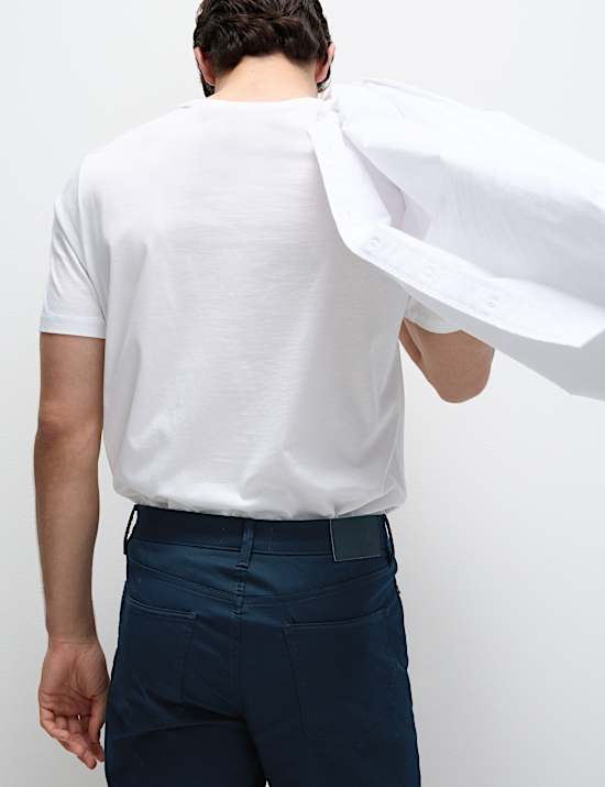 5-Pocket-Hose mit Strukturmuster und gerader Passform