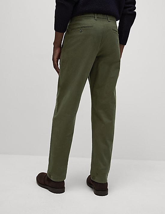 Loose Fit Stretch Chinos