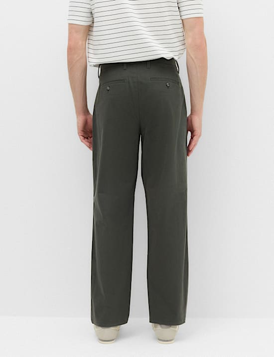 Loose Fit Stretch Chinos