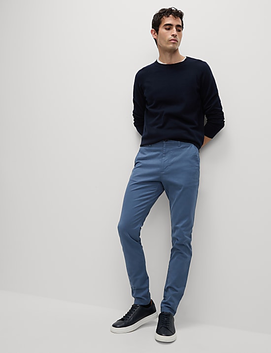 Chino-Hose mit Stretch in enger Passform