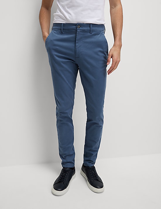 Chino-Hose mit Stretch in enger Passform