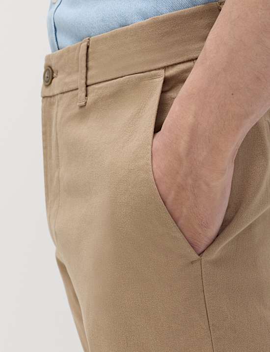 Katoenrijke chino met slanke pasvorm en stretch