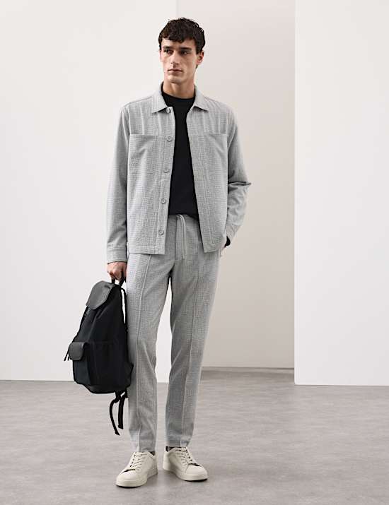 Tapered Fit Seersucker Joggers