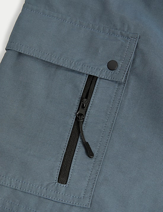 Celana Pendek Trekking Ripstop Bertekstur dengan Stormwear&trade;