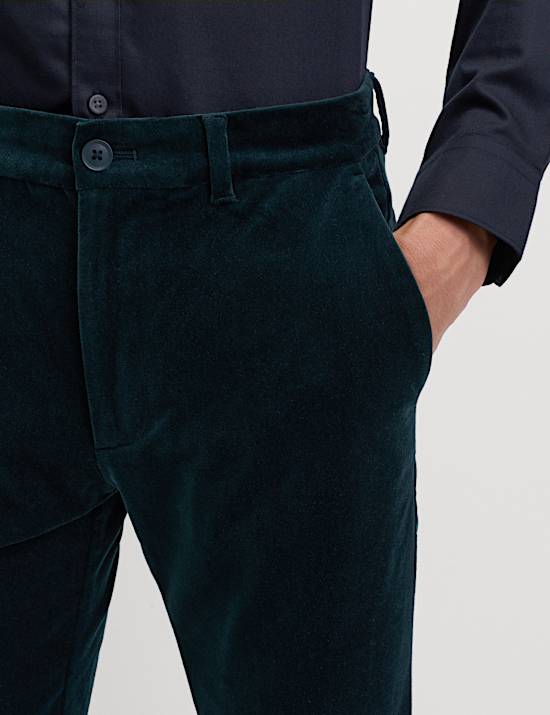 Pantalon coupe slim en velours extensible