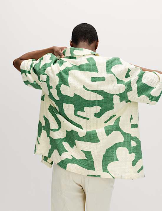 Chemise textur&eacute;e en coton &agrave; imprim&eacute; abstrait