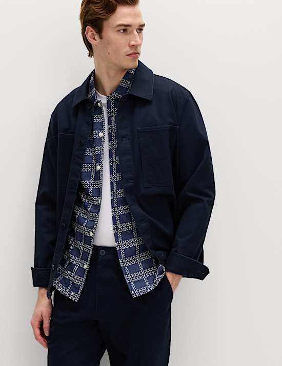 Haftowana koszula z kr&oacute;tkim rękawem z przewagą bawełny