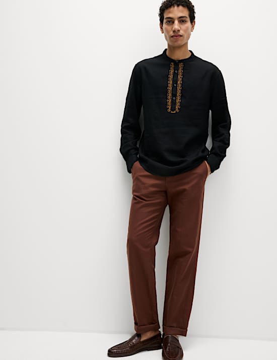 Bügelleichte, bestickte Kurta mit hohem Baumwollanteil