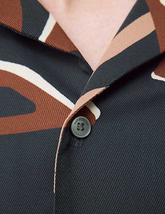 Kemeja Regular Fit Motif Bunga