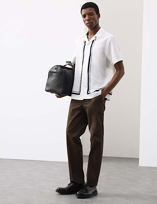 Πουκάμισο με εμπριμέ μπορντούρα και κανονική εφαρμογή