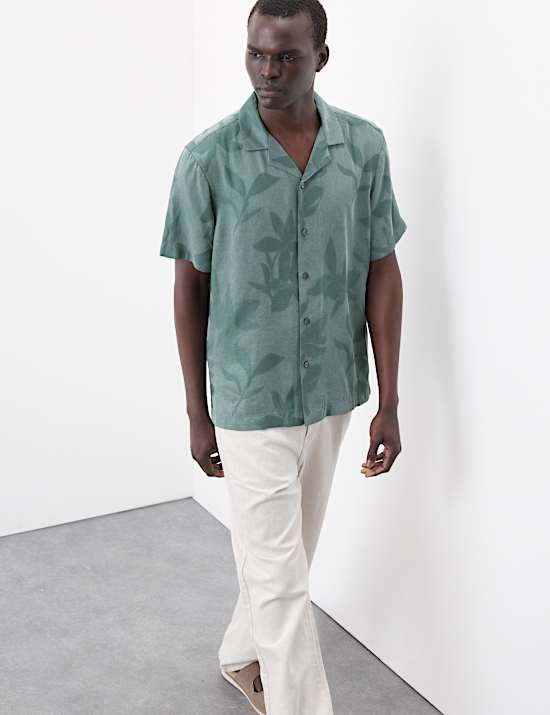 Regular Fit Short Sleeve Cuban Collar Shirt