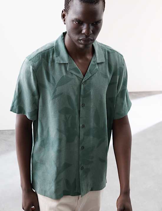 Regular Fit Short Sleeve Cuban Collar Shirt