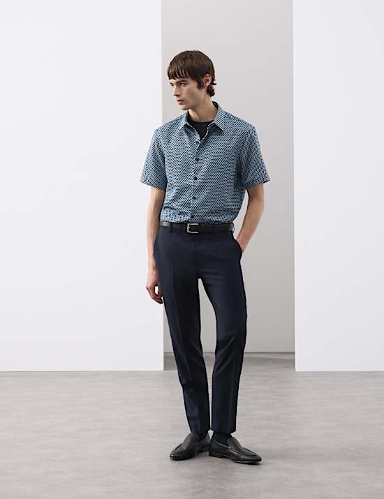 Chemise &agrave; manches courtes et imprim&eacute; g&eacute;om&eacute;trique