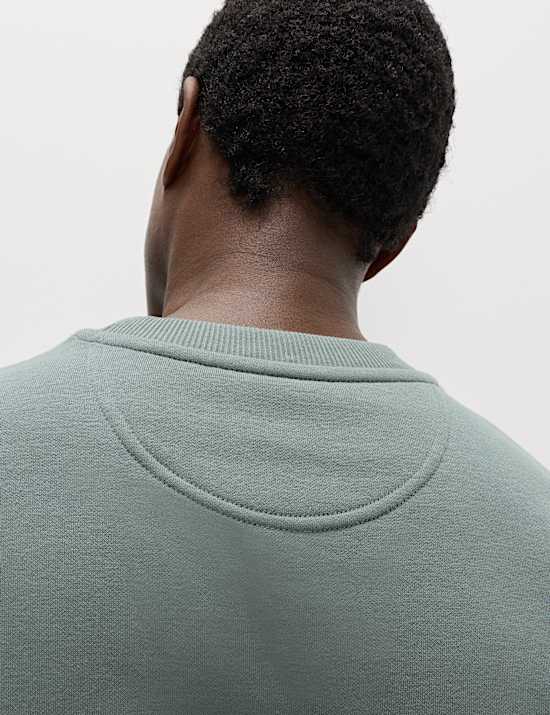 Sweatshirt mit hohem Baumwollanteil, Rundhalsausschnitt und bequemer Passform