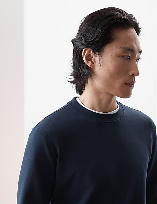 Sweatshirt Kerah Bundar Bahan Katun