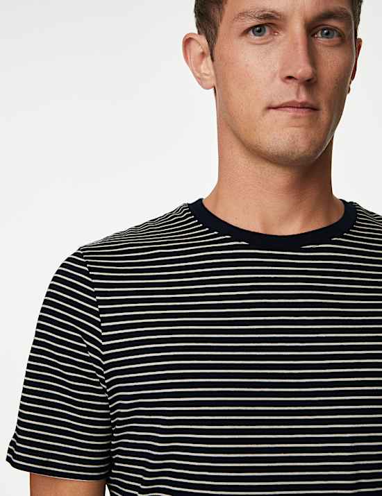 T-Shirt &mu;&epsilon; &rho;ί&gamma;&epsilon;&sigmaf; &kappa;&alpha;&iota; &kappa;&lambda;&epsilon;&iota;&sigma;&tau;ή &sigma;&tau;&rho;&omicron;&gamma;&gamma;&upsilon;&lambda;ή &lambda;&alpha;&iota;&mu;ό&kappa;&omicron;&psi;&eta; &alpha;&pi;ό 100% &beta;&alpha;&mu;&beta;ά&kappa;&iota;